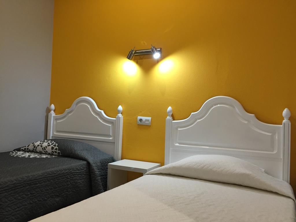 פארו Guest House Sao Filipe חדר תמונה